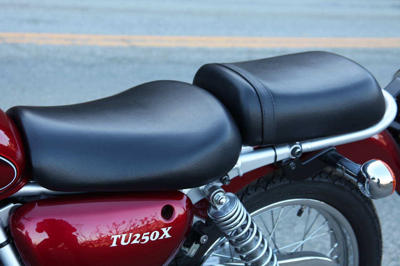 TU250X_saddle