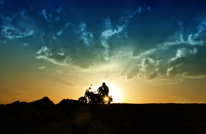 iStock_Motorcycle-Sunset-680x441